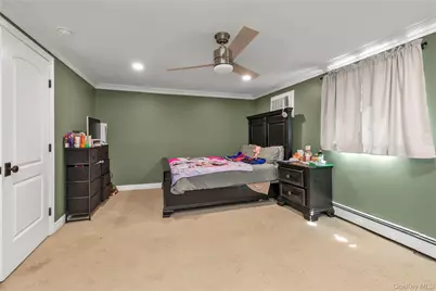 56 New Street, Lynbrook, NY 11563 - Photo 14