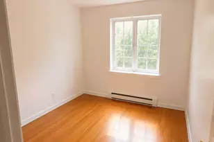 35-06 Leavitt St, Flushing, NY 11354 - Photo 30