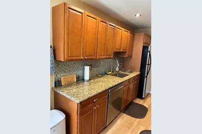 1006 Skyline Drive, Coram, NY 11727 - Photo 16