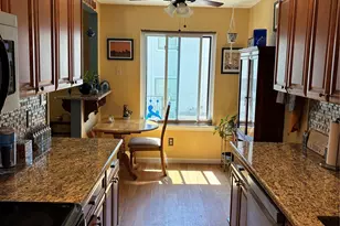 1006 Skyline Dr, Coram, NY 11727 - Photo 14