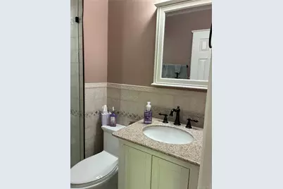 1006 Skyline Drive, Coram, NY 11727 - Photo 26