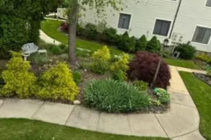 1006 Skyline Dr, Coram, NY 11727 - Photo 6