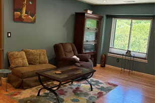 1006 Skyline Dr, Coram, NY 11727 - Photo 8