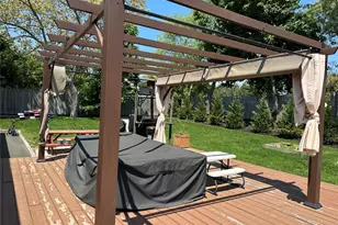 161 Hawkins Rd, Centereach, NY 11720 - Photo 4
