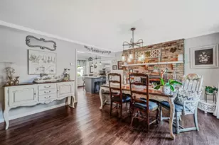 53 Mobrey Ln, Smithtown, NY 11787 - Photo 6