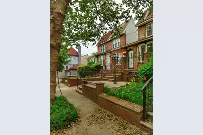 986 77th Street, Brooklyn, NY 11228 - Photo 2