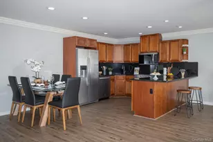 2200 Dolphin Ln, Holbrook, NY 11741 - Photo 2