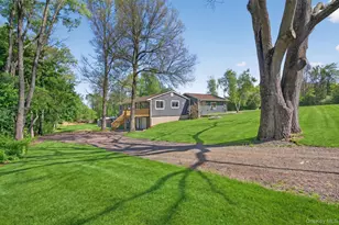 1 Harvest Cir, Warwick, NY 10990 - Photo 2