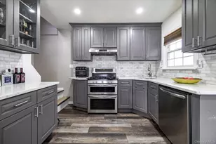582 Washington Ave, West Hempstead, NY 11552 - Photo 8