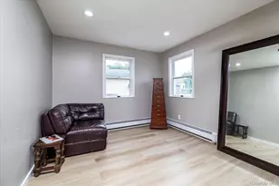 582 Washington Ave, West Hempstead, NY 11552 - Photo 14