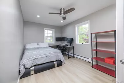 582 Washington Avenue, West Hempstead, NY 11552 - Photo 18