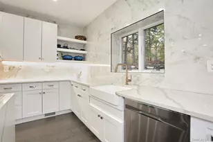 272 Quaker Rd, Pomona, NY 10970 - Photo 10