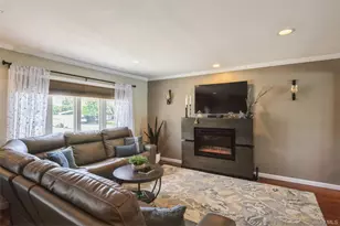 3881 Miller Pl, Levittown, NY 11756 - Photo 6