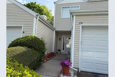 251 Barn Swallow Court, Manorville, NY 11949 - Photo 2