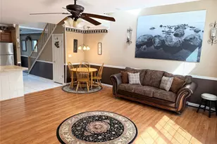 251 Barn Swallow Ct, Manorville, NY 11949 - Photo 4