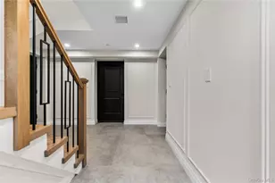 3 Pleasantview Dr, Bayville, NY 11709 - Photo 4