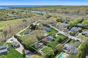 24 Baycrest Ave, Westhampton, NY 11977 - Photo 22