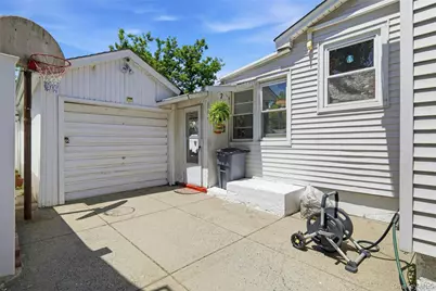 4838 207th Street, Oakland Gardens, NY 11364 - Photo 30
