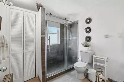 4838 207th Street, Oakland Gardens, NY 11364 - Photo 14