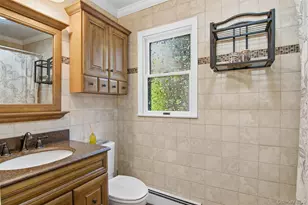 45 Chester St, East Northport, NY 11731 - Photo 12