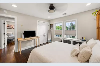 104 Elm Street, Sayville, NY 11782 - Photo 20