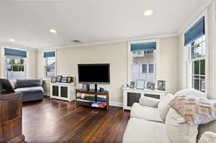 104 Elm St, Sayville, NY 11782 - Photo 10