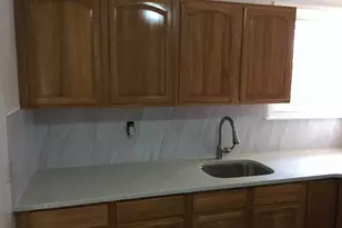 17 Chestnut St, Yonkers, NY 10701 - Photo 4