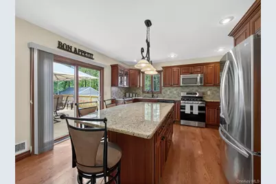 6 Colonial Drive, New City, NY 10956 - Photo 14