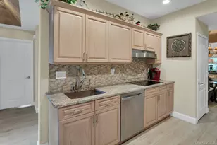 9 Windwatch Dr, Hauppauge, NY 11788 - Photo 22