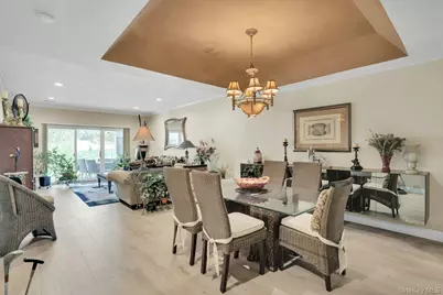 9 Windwatch Drive, Hauppauge, NY 11788 - Photo 14