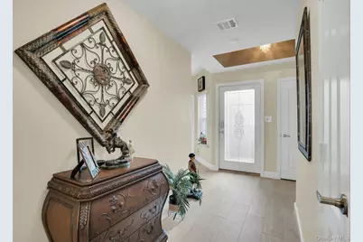 9 Windwatch Drive, Hauppauge, NY 11788 - Photo 10
