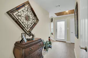 9 Windwatch Dr, Hauppauge, NY 11788 - Photo 10