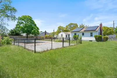 115 Chapel Avenue, Patchogue, NY 11772 - Photo 30