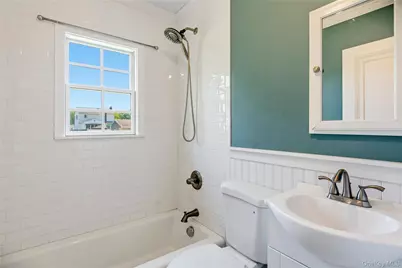 115 Chapel Avenue, Patchogue, NY 11772 - Photo 10