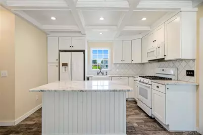 115 Chapel Avenue, Patchogue, NY 11772 - Photo 6