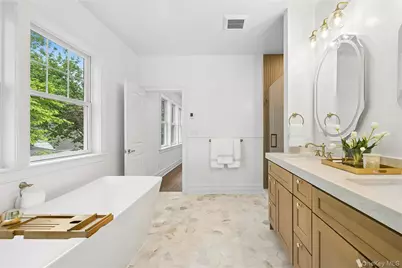 159 Lincoln Street, Garden City, NY 11530 - Photo 20