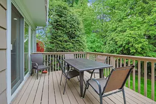 305 Stratton Rd, New Rochelle, NY 10804 - Photo 28