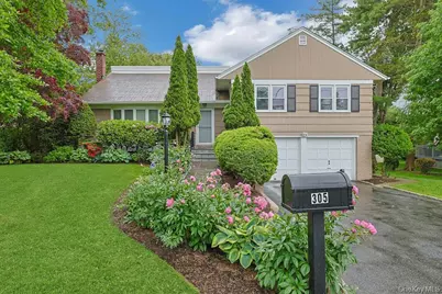 305 Stratton Road, New Rochelle, NY 10804 - Photo 1