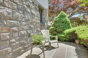 39 Dante St, Larchmont, NY 10538 - Photo 2