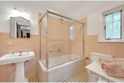 39 Dante Street, Larchmont, NY 10538 - Photo 22