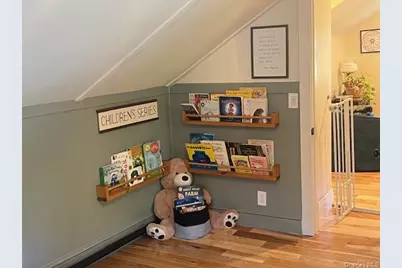 107 Bellecrest Avenue, East Northport, NY 11731 - Photo 8