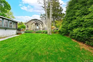 107 Bellecrest Ave, East Northport, NY 11731 - Photo 14