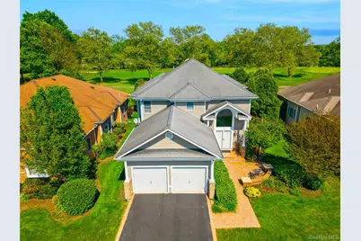 73 Redan Drive, Smithtown, NY 11787 - Photo 2