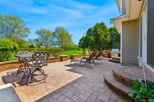 73 Redan Dr, Smithtown, NY 11787 - Photo 32