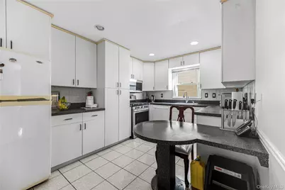 25 Jody Lane, Yonkers, NY 10701 - Photo 10