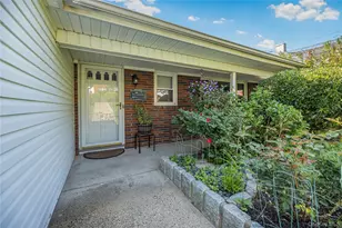 25 Jody Ln, Yonkers, NY 10701 - Photo 38