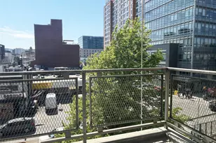142-05 Roosevelt Ave, Flushing, NY 11354 - Photo 4