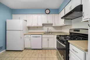 80 Bon Aire Cir, Suffern, NY 10901 - Photo 12