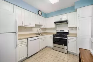80 Bon Aire Cir, Suffern, NY 10901 - Photo 10