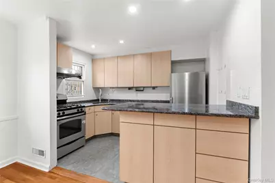 15320 58th Avenue, Flushing, NY 11355 - Photo 8